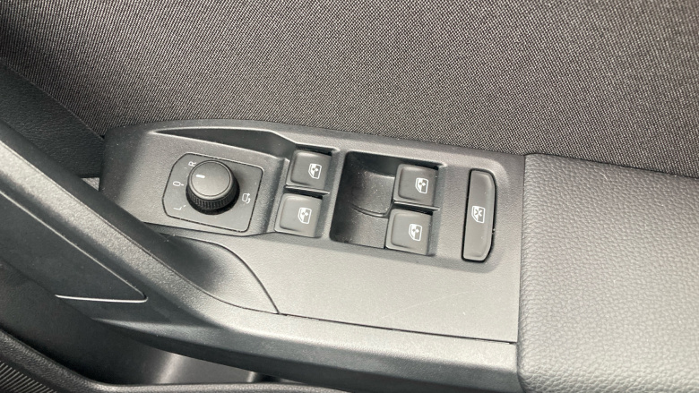 SEAT Ibiza 1.0 TSI 95 FR 5dr Petrol Hatchback